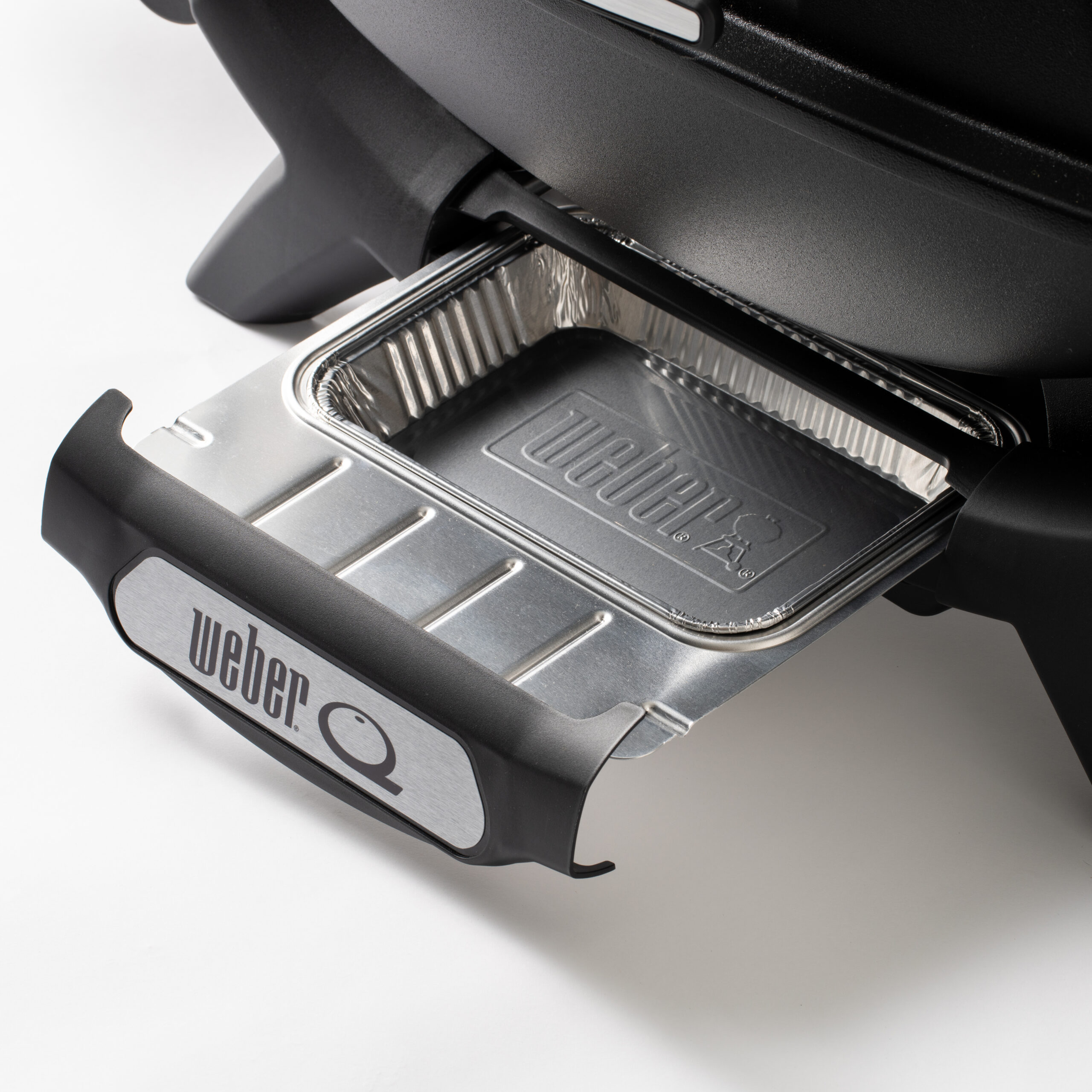 AUS-Q2600N+-Midnight-Black-Grease-Mangement