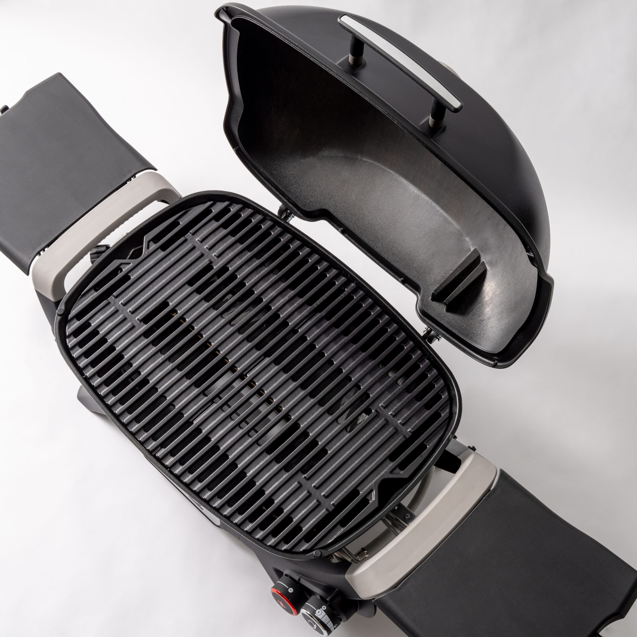 AUS-Q2600N+-Midnight-Black-Grill