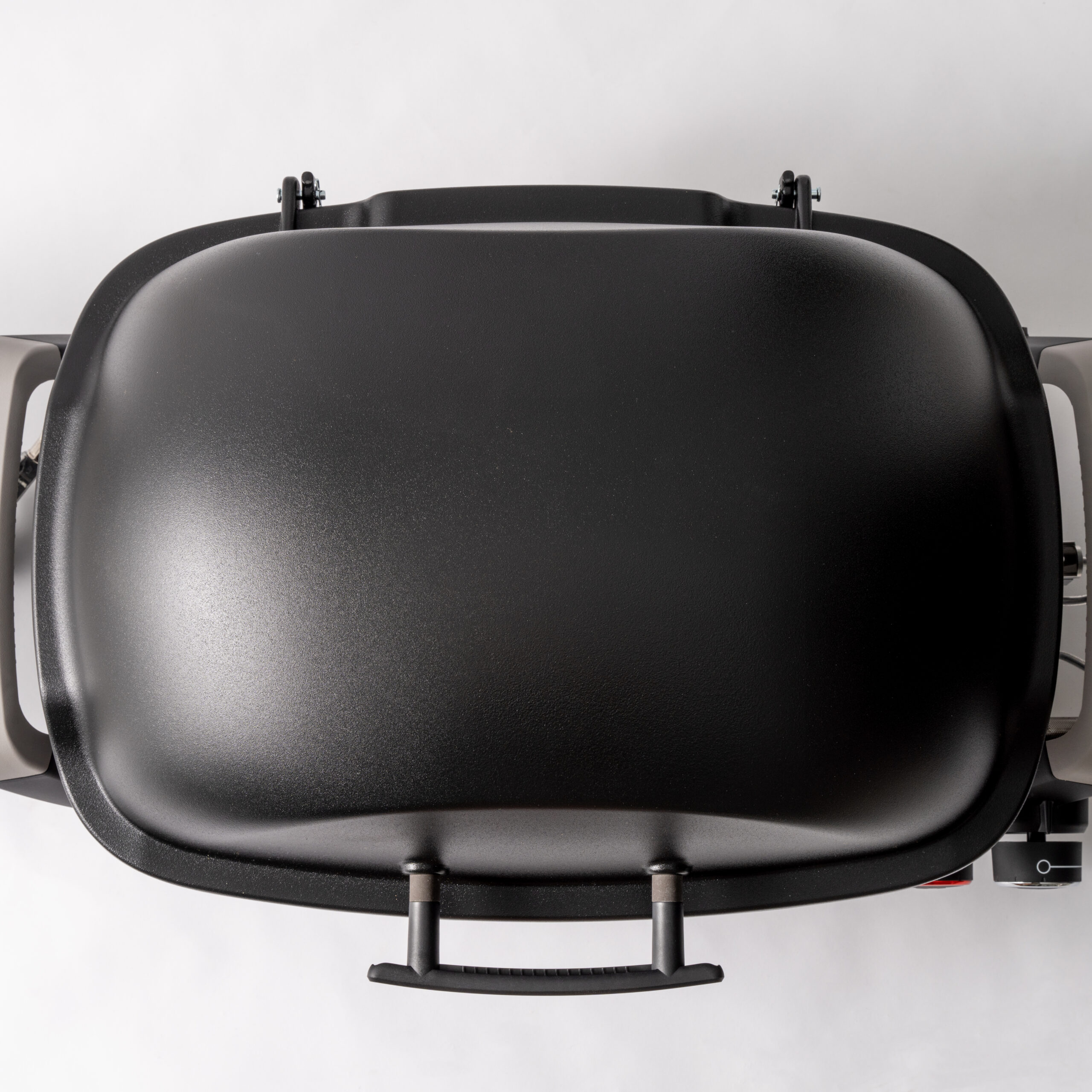 AUS-Q2600N+-Midnight-Black-Lid