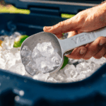 Ice_Scoop_In_Use
