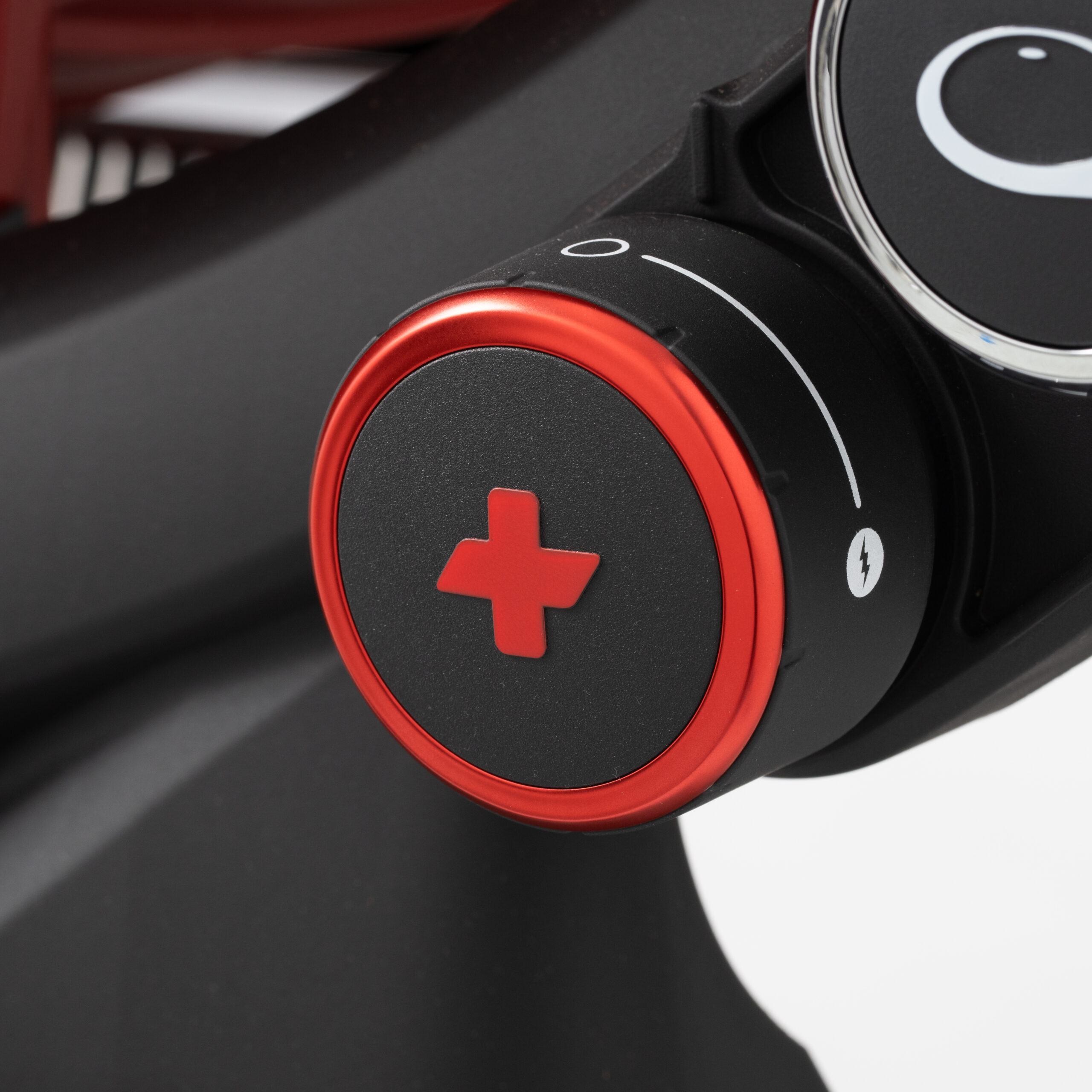 Q3100N+ - Flame-Red-Plus-burner