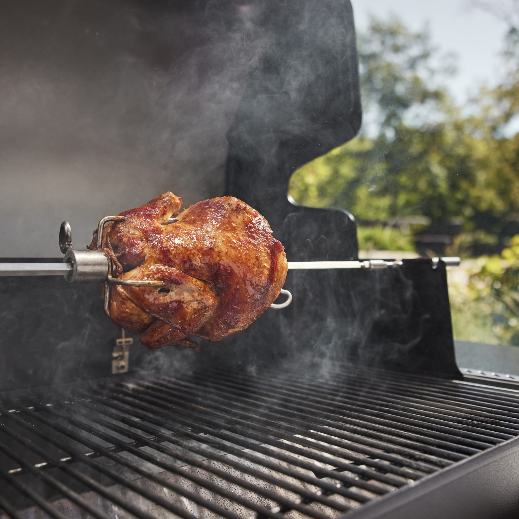 Searwood24_Food_Rotisserie_Chicken_0953_1x1