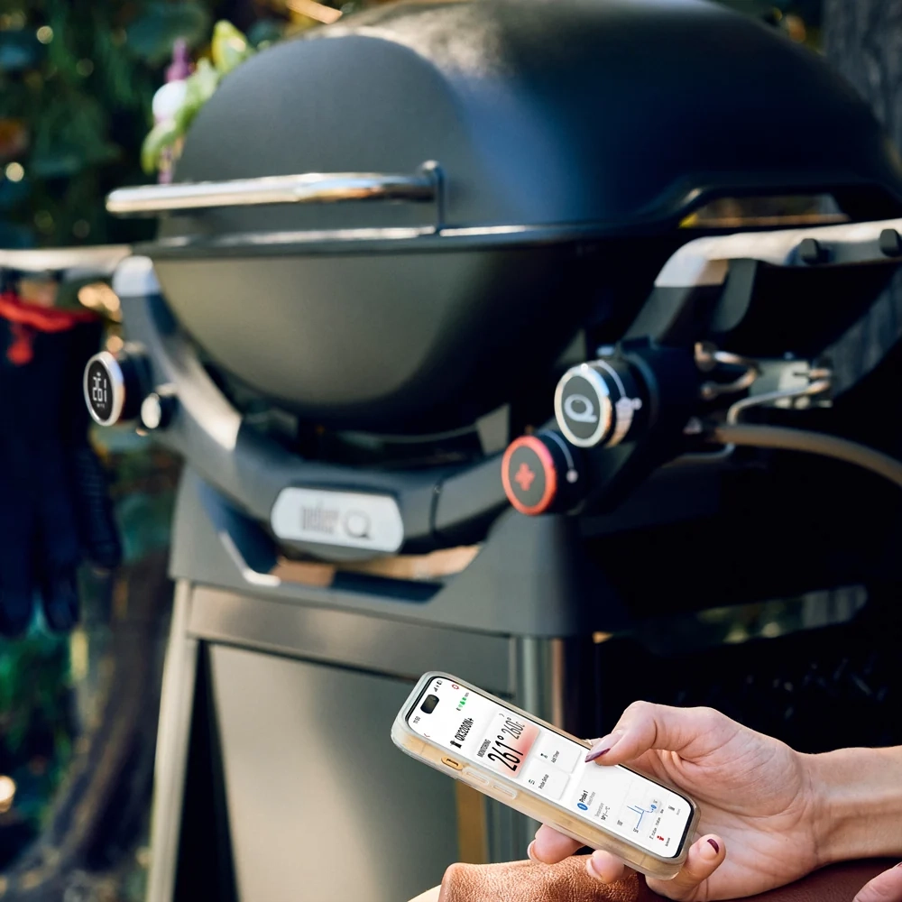 Weber QX3200N+ Midnight Black Features and Benefits 1